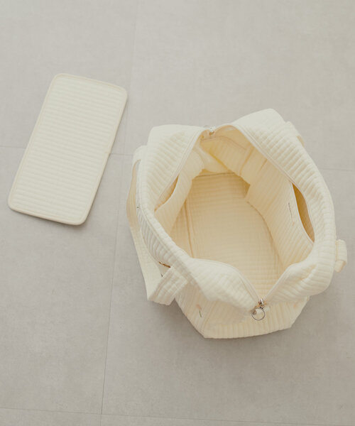 natural couture(ナチュラルクチュール)の「【mamamo】ヌビ刺繍ボストンBAG(ショルダーバッグ・レディース・グレー/アイボリー・FREE)」の3枚目の写真