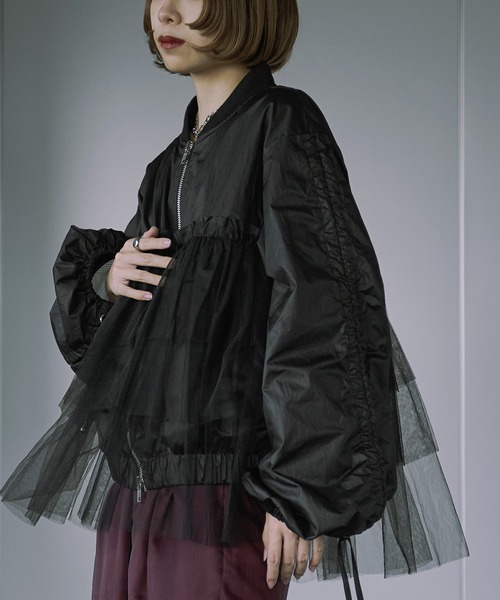 Ezick（エジック）の「Shirring sleeveボリュームチュールMA1（MA-1・レディース・ライトグレー/ブラック・FREE）」の22枚目の写真