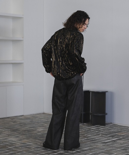 CASPER JOHN(キャスパージョン)の「Foilvelor half zip sweat/ホイルベロアハーフジップスウェット(スウェット・メンズ・ブラック/グレー・X-SMALL/SMALL/MEDIUM/LARGE)」の3枚目の写真