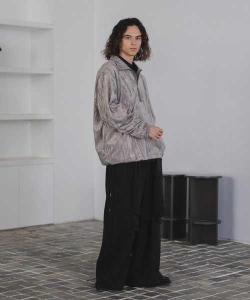 CASPER JOHN(キャスパージョン)の「Foilvelor half zip sweat/ホイルベロアハーフジップスウェット(スウェット・メンズ・ブラック/グレー・X-SMALL/SMALL/MEDIUM/LARGE)」の13枚目の写真