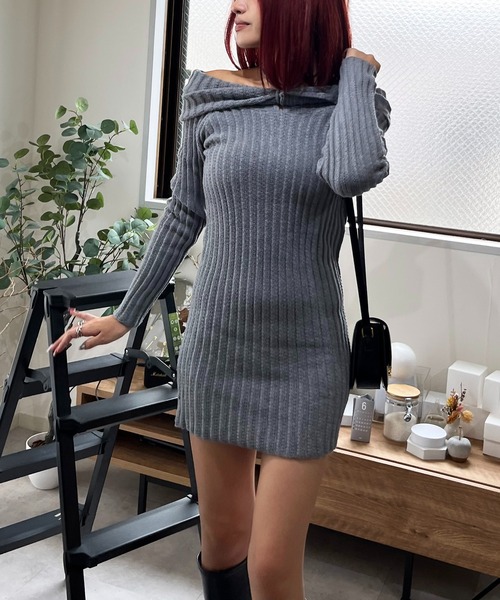 SPIRALGIRL(スパイラルガール)の「ツイストチョーカーリボンオフショルニットワンピース(ワンピース・レディース・オフホワイト/ブラック/グレー・FREE)」の8枚目の写真