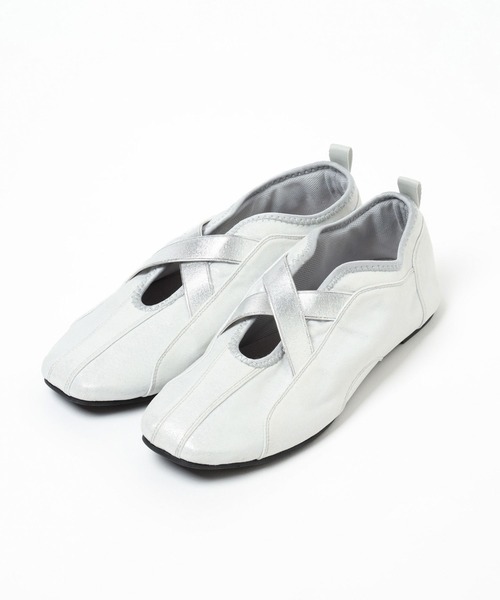 LEPSIM（レプシィム）の「クロスフラットバレエ　207451（バレエシューズ・レディース・ブラック/シルバー・LARGE/MEDIUM）」の8枚目の写真
