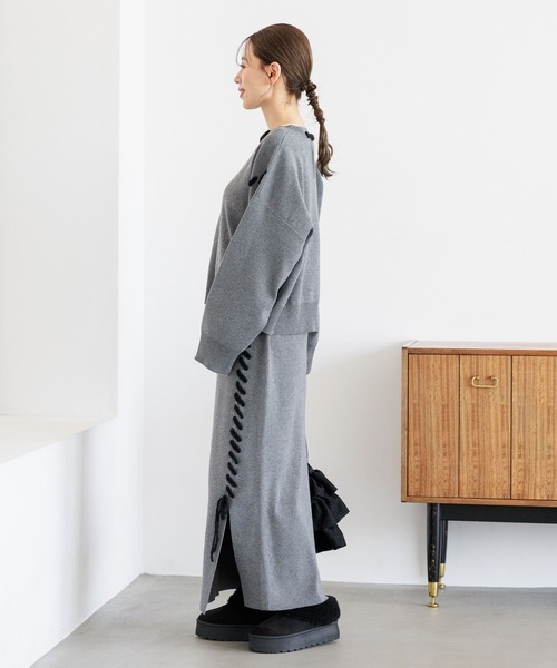 LAKOLE（ラコレ）の「ハンドステッチニットプルオーバー / 143183（ニット/セーター・レディース・チャコール/モカ/アイボリー/ブラック/ライトグレー/ブラウン・FREE）」の22枚目の写真