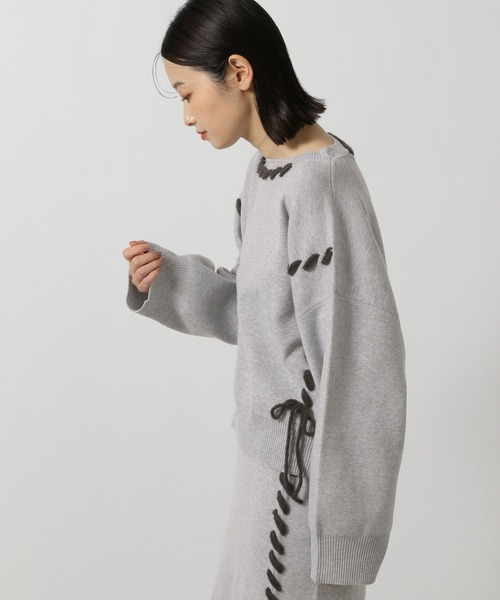 LAKOLE（ラコレ）の「ハンドステッチニットプルオーバー / 143183（ニット/セーター・レディース・チャコール/モカ/アイボリー/ブラック/ライトグレー/ブラウン・FREE）」の13枚目の写真