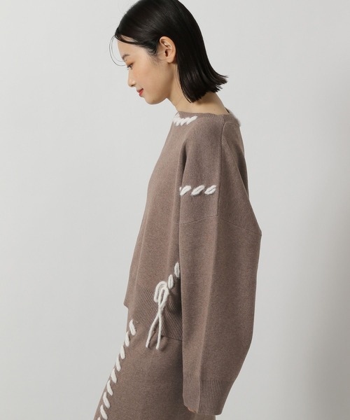 LAKOLE（ラコレ）の「ハンドステッチニットプルオーバー / 143183（ニット/セーター・レディース・チャコール/モカ/アイボリー/ブラック/ライトグレー/ブラウン・FREE）」の8枚目の写真