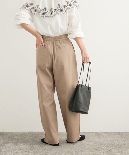 URBAN RESEARCH DOORS（アーバンリサーチドアーズ）の「ラメコクーンパンツ（その他パンツ・レディース・ベージュ・SMALL/MEDIUM）」の3枚目の写真