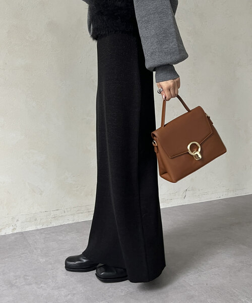 Thevon（ゼボン）の「ラメリブニットナロースカート（スカート・レディース・ブラック/ベージュ/グレー/ブルー・FREE）」の6枚目の写真