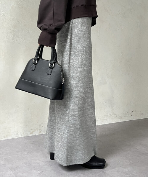 Thevon（ゼボン）の「ラメリブニットナロースカート（スカート・レディース・ブラック/ベージュ/グレー/ブルー・FREE）」の16枚目の写真