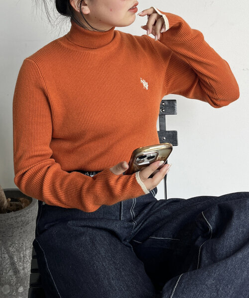 CPCM(シーピーシーエム)の「【U.S. POLO ASSN. 】ウォッシャブルハイネックニット(ニット/セーター・レディース・アイボリー/ブラック/ネイビー/オレンジ/ホワイト・FREE)」の5枚目の写真