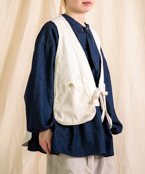 Brocante（ブロカント）の「[Brocante / ブロカント] ヘリンボン シャスジレ（ベスト・レディース・アイボリー/オリーブ/ネイビー・2）」の18枚目の写真
