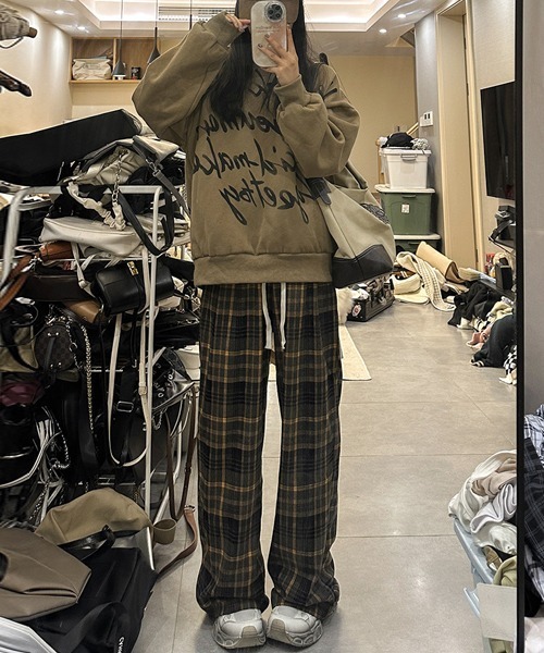 Ressaca（レサーカ）の「ルーズシルエットチェック柄イージーパンツ（その他パンツ・レディース・ブラック/レッド/イエロー・M/L/XL）」の9枚目の写真