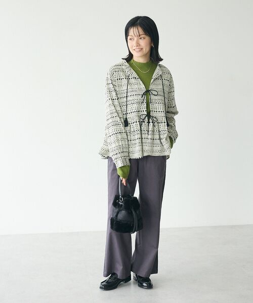 CRAFT STANDARD BOUTIQUE(クラフトスタンダードブティック)の「刺繍ライン入ツイルパンツ(チノパンツ・レディース・カーキ/チャコールグレー・M/L)」の10枚目の写真