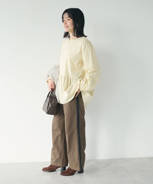 CRAFT STANDARD BOUTIQUE(クラフトスタンダードブティック)の「刺繍ライン入ツイルパンツ(チノパンツ・レディース・カーキ/チャコールグレー・M/L)」の20枚目の写真