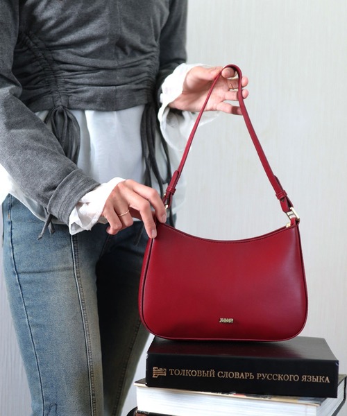 florist（フローリスト）の「【2種類のショルダーストラップ入り】レザータッチシンプルホーボーバッグ/ハンドバッグ（ハンドバッグ・レディース・ブラック/オフホワイト/モカ/キャメル/ワインレッド・FREE）」の22枚目の写真