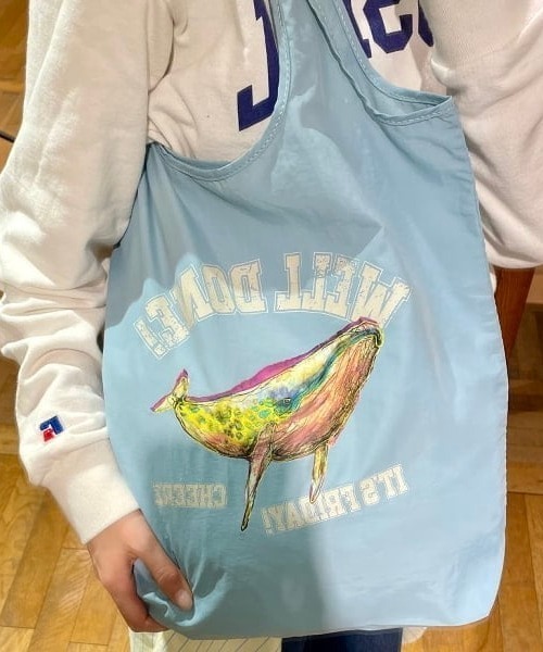 B:MING by BEAMS（ビーミングバイビームス）の「北村直登 プリント BAG（トートバッグ・レディース・サックスブルー/ホワイト系その他5/チャコールグレー・ONE SIZE）」の4枚目の写真