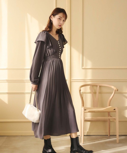 fifth（フィフス）の「フリルデザインパールボタンワンピース（ワンピース・レディース・ピンク/ブラック/チャコールグレー・M）」の9枚目の写真