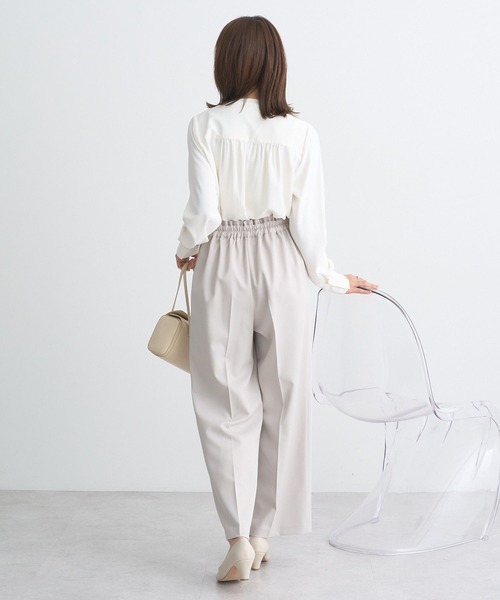 earth music&ecology(アースミュージックアンドエコロジー)の「2WAYボウタイブラウス(シャツ/ブラウス・レディース・オフホワイト/サックスブルー/ピンクベージュ/ドット・FREE)」の8枚目の写真