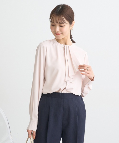 earth music&ecology(アースミュージックアンドエコロジー)の「2WAYボウタイブラウス(シャツ/ブラウス・レディース・オフホワイト/サックスブルー/ピンクベージュ/ドット・FREE)」の17枚目の写真