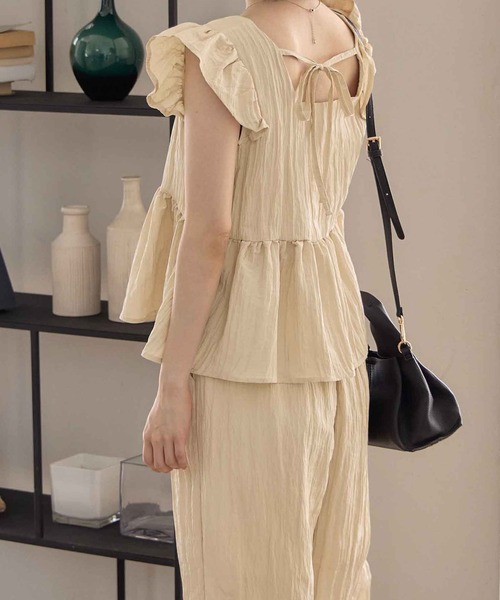 CHAN ME（チャンミ）の「ハートネックセットアップ（セットアップ・レディース・ブラック/ベージュ/ネイビー・MEDIUM/LARGE）」の14枚目の写真