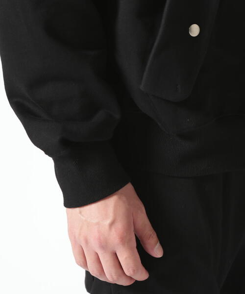 ROYAL FLASH(ロイヤルフラッシュ)の「A.F ARTEFACT/エーエフ・アーティファクト/Zip Hoodie(パーカー・メンズ・ブラック・2/3)」の8枚目の写真