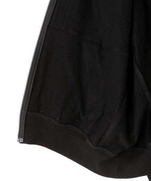 ROYAL FLASH(ロイヤルフラッシュ)の「A.F ARTEFACT/エーエフ・アーティファクト/Zip Hoodie(パーカー・メンズ・ブラック・2/3)」の12枚目の写真