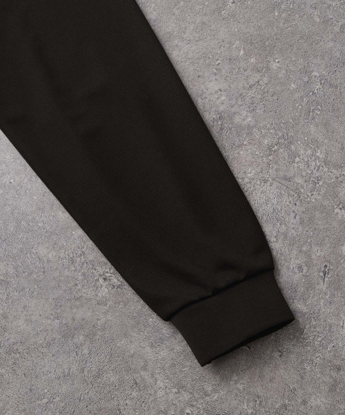 MONO-MART(モノマート)の「ゲームデザイン配色ビッグラグランメッシュロンT(Tシャツ/カットソー・レディース・ブラック/ネイビー/ボルドー/ライトグレー・FREE)」の19枚目の写真