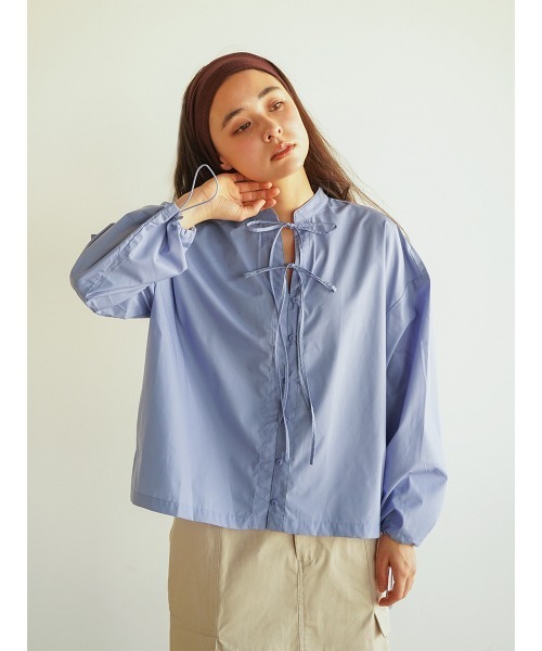 FIKA.(フィーカ)の「Ribbon skipper blouse(シャツ/ブラウス・レディース・ホワイト/ライトブルー・MEDIUM)」の8枚目の写真