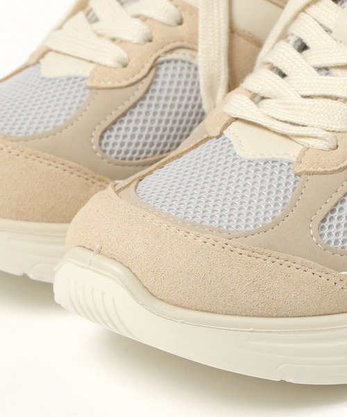 GLOBAL WORK(グローバルワーク)の「エアかる配色スニーカー/290673(スニーカー・レディース・アイボリー/ベージュ/ブラック・MEDIUM/LARGE)」の18枚目の写真