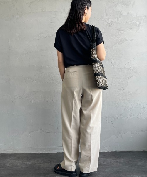 GYMPHLEX（ジムフレックス）の「[GYMPHLEX/ジムフレックス] ワンポイントロゴ刺繍 ノースリーブカットソー（Tシャツ/カットソー・レディース・ホワイト/ブラック/イエロー・14）」の18枚目の写真