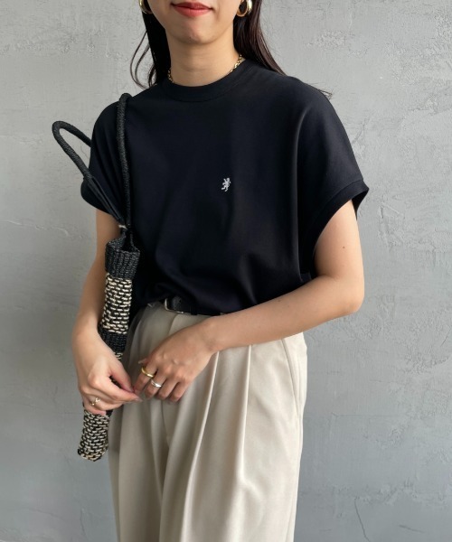 GYMPHLEX（ジムフレックス）の「[GYMPHLEX/ジムフレックス] ワンポイントロゴ刺繍 ノースリーブカットソー（Tシャツ/カットソー・レディース・ホワイト/ブラック/イエロー・14）」の15枚目の写真