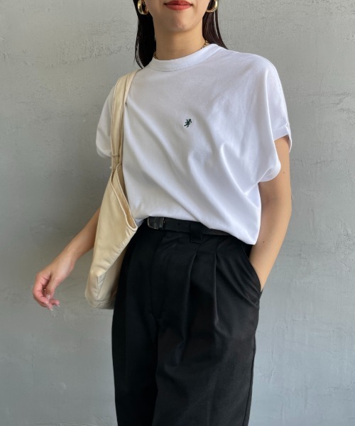 GYMPHLEX（ジムフレックス）の「[GYMPHLEX/ジムフレックス] ワンポイントロゴ刺繍 ノースリーブカットソー（Tシャツ/カットソー・レディース・ホワイト/ブラック/イエロー・14）」の6枚目の写真