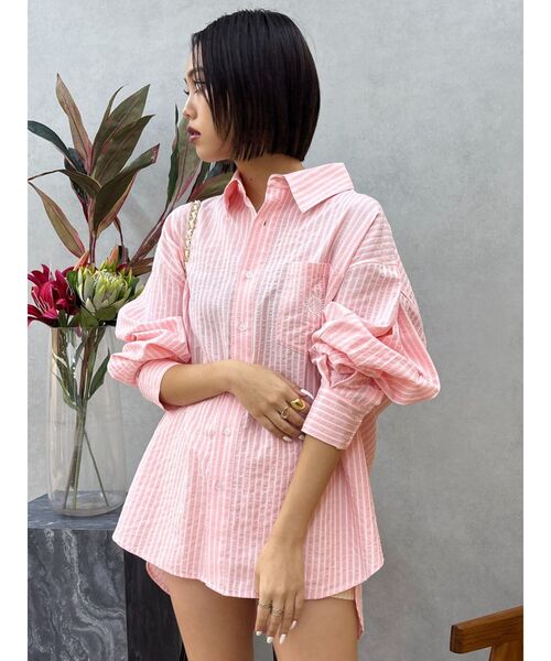 EVRIS（エヴリス）の「SUNNYモチーフストライプオーバーサイズシャツ（シャツ/ブラウス・レディース・ブルー/ホワイト/ピンク/グリーン・FREE）」の9枚目の写真