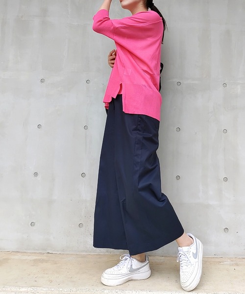 Q（キュー）の「ワイドストレートパンツ（スラックス・レディース・ネイビー/ベビーピンク/ライトオリーブ・MEDIUM）」の22枚目の写真