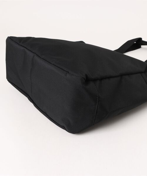 Champion(チャンピオン)の「トートバッグ メンズ レディース チャンピオン champion デモイン No.68603(トートバッグ・メンズ・ブラック/ネイビー・FREE)」の18枚目の写真