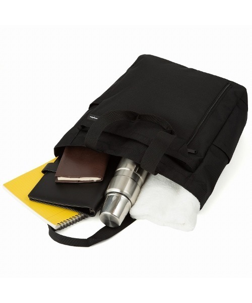 Champion(チャンピオン)の「トートバッグ メンズ レディース チャンピオン champion デモイン No.68603(トートバッグ・メンズ・ブラック/ネイビー・FREE)」の13枚目の写真