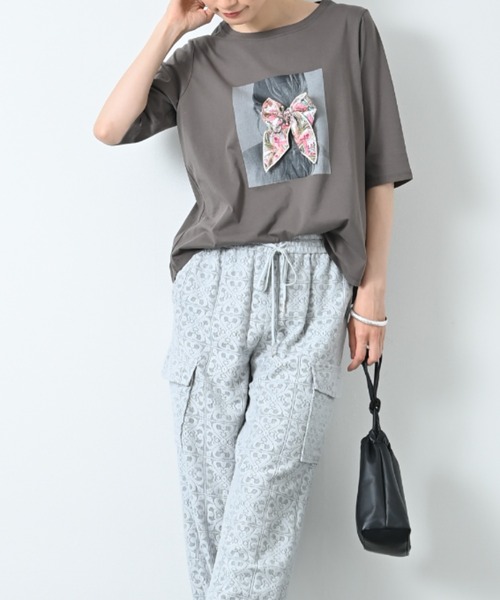 aunt lily(アントリリー)の「プリント&アップリケ5分袖Tシャツ|綿100% 綿混 着映え 春夏 大人かわいい(Tシャツ/カットソー・レディース・オフホワイト/イエロー/チャコール/ブラック/ネイビー・LL/L/M)」の9枚目の写真