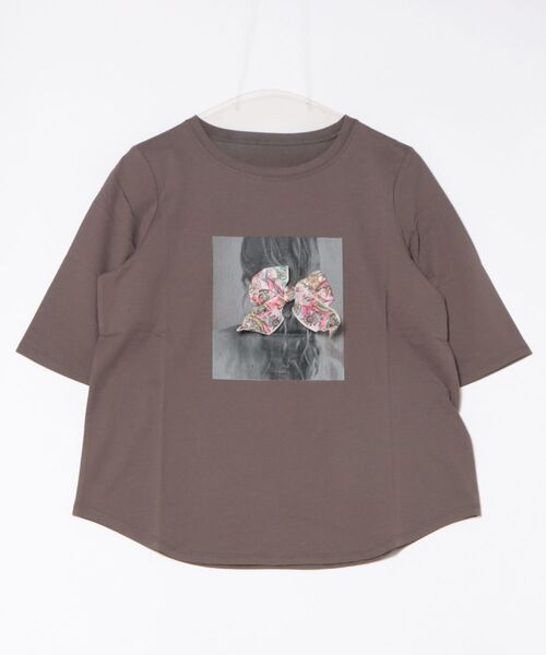 aunt lily(アントリリー)の「プリント&アップリケ5分袖Tシャツ|綿100% 綿混 着映え 春夏 大人かわいい(Tシャツ/カットソー・レディース・オフホワイト/イエロー/チャコール/ブラック/ネイビー・LL/L/M)」の15枚目の写真