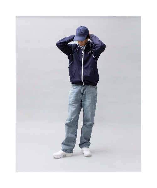 Reebok(リーボック)の「インスタ ポンプフューリー 94 / INSTAPUMP FURY 94(スニーカー・メンズ・ホワイト/ブラック/アイボリー/ブラック×ホワイト・23.5cm/30.0cm/24.0cm/26.0cm/29.0cm/24.5cm/25.5cm/23.0cm/28.0cm/26.5cm/25.0cm/27.0cm/27.5cm/28.5cm)」の11枚目の写真