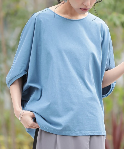 n'OrLABEL（ノアールレーベル）の「【吸湿冷感】ひんやりドルマン5分袖カットソー（Tシャツ/カットソー・レディース・チャコール/ブルー/オフホワイト/ブラック/コーラル・FREE）」の8枚目の写真