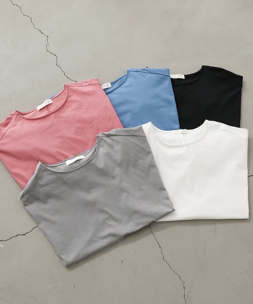 n'OrLABEL（ノアールレーベル）の「【吸湿冷感】ひんやりドルマン5分袖カットソー（Tシャツ/カットソー・レディース・チャコール/ブルー/オフホワイト/ブラック/コーラル・FREE）」の6枚目の写真