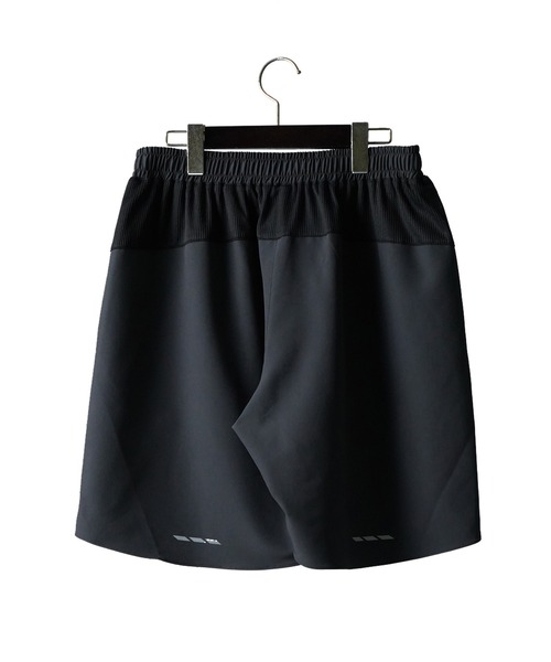 THE MILES(ザ マイルズ)の「GYMTEC 4WAYストレッチワークアウト メッシュ切替ハーフパンツ(その他パンツ・メンズ・ネイビー/ライトグレー/ブラック/ダークグレー・MEDIUM/LARGE/X-LARGE)」の5枚目の写真