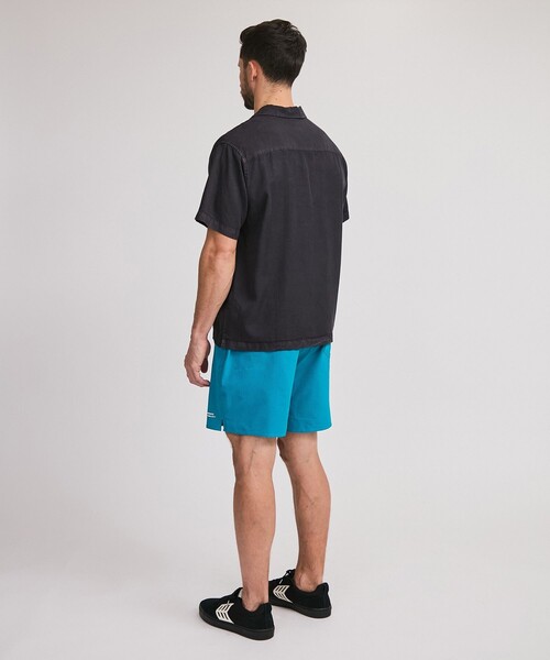 Saturdays NYC（サタデーズ ニューヨークシティ ）の「Gibson Pigment Dyed SS Shirt（シャツ/ブラウス・メンズ・ブラック/グリーン/オフホワイト・XL/M/L/S）」の10枚目の写真