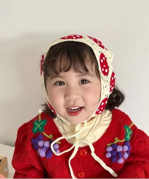 Bambin(ボンバン)の「【 Bambin / ボンバン 】 クロシェ編み バブーシュカ(ヘアバンド・キッズ・ホワイト/ピンク/グリーン/ライトピンク・FREE)」の1枚目の写真