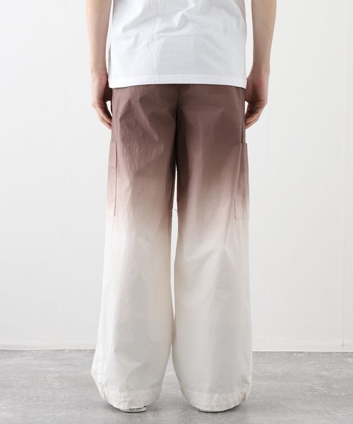 CALMER（カルメール）の「CALMER (カルメール) 別注 GRADATION パンツ（スラックス・メンズ・ベージュ・LARGE/MEDIUM）」の7枚目の写真