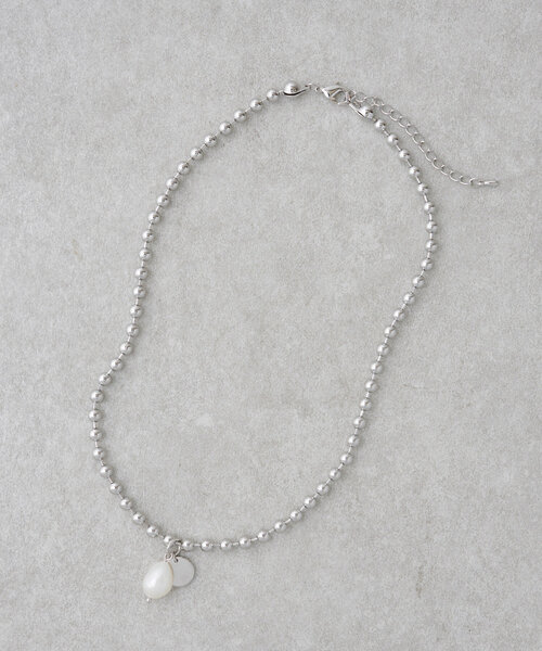 LIVETART(リヴェタート)の「パール×ボールチェーンネックレス(ネックレス・レディース・シルバー・FREE)」の1枚目の写真
