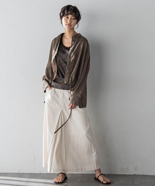 MAYSON GREY(メイソングレイ)の「チュール使いラメリブタンクトップ≪手洗い可能≫(Tシャツ/カットソー・レディース・ホワイト/ブラック/グリーン/ブラウン/パープル・M)」の9枚目の写真