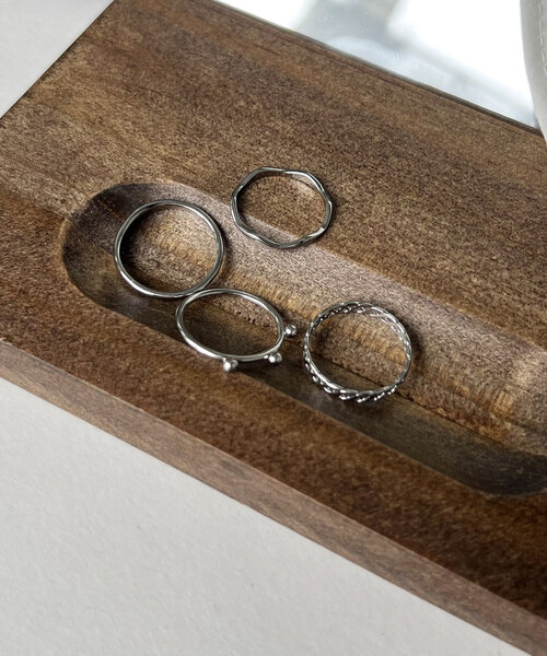 CAPRICIEUX LE'MAGE(カプリシューレマージュ)の「〈GOLDY/ゴールディ〉4SETスキンリング(リング・レディース・シルバー/ゴールド・FREE)」の4枚目の写真