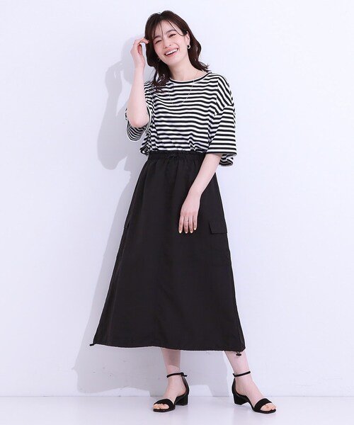 Cutie Blonde（キューティーブロンド）の「【2WAY/S-LL】バルーンシルエットにもなる ナイロンカーゴスカート（スカート・レディース・ブラック/オリーブ/アイボリー・01/02/03/04）」の6枚目の写真