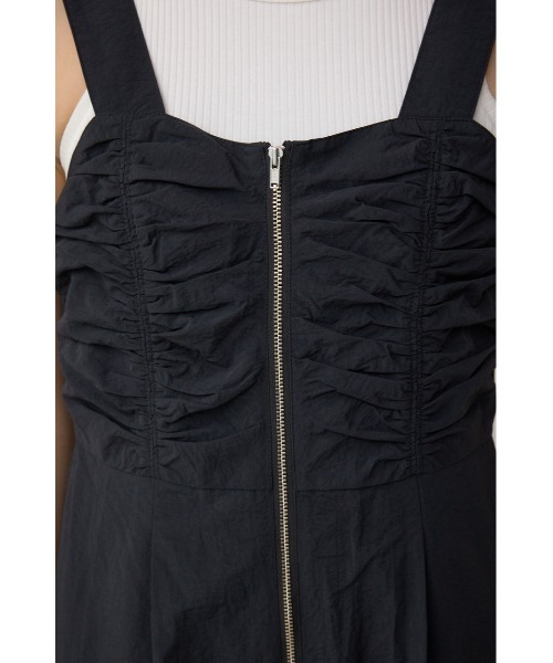 AZUL by moussy（アズールバイマウジー）の「ギャザービスチェオールインワン（つなぎ/オールインワン・レディース・ブラック/グレー・MEDIUM/SMALL）」の9枚目の写真