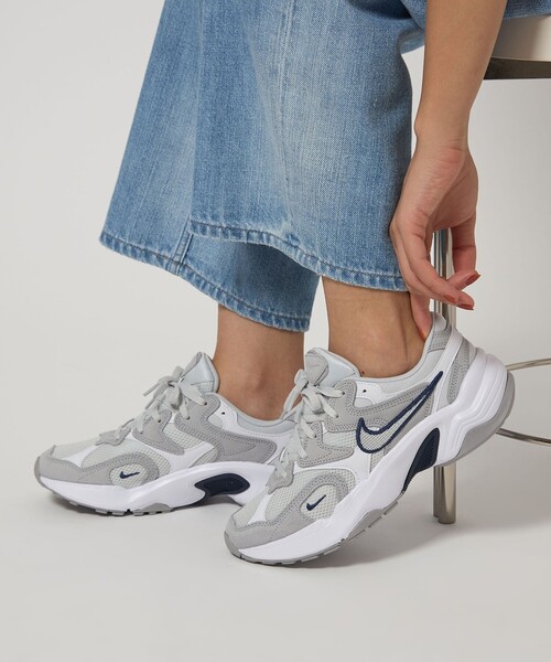 NIKE(ナイキ)の「<NIKE>AL8 スニーカー(スニーカー・レディース・ベージュ/ライトグレー・23.5cm/23cm/25cm/24cm/24.5cm/22.5cm)」の4枚目の写真